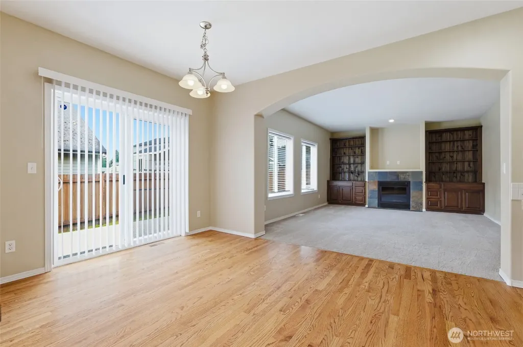 29115 69th Avenue S Roy WA 98580