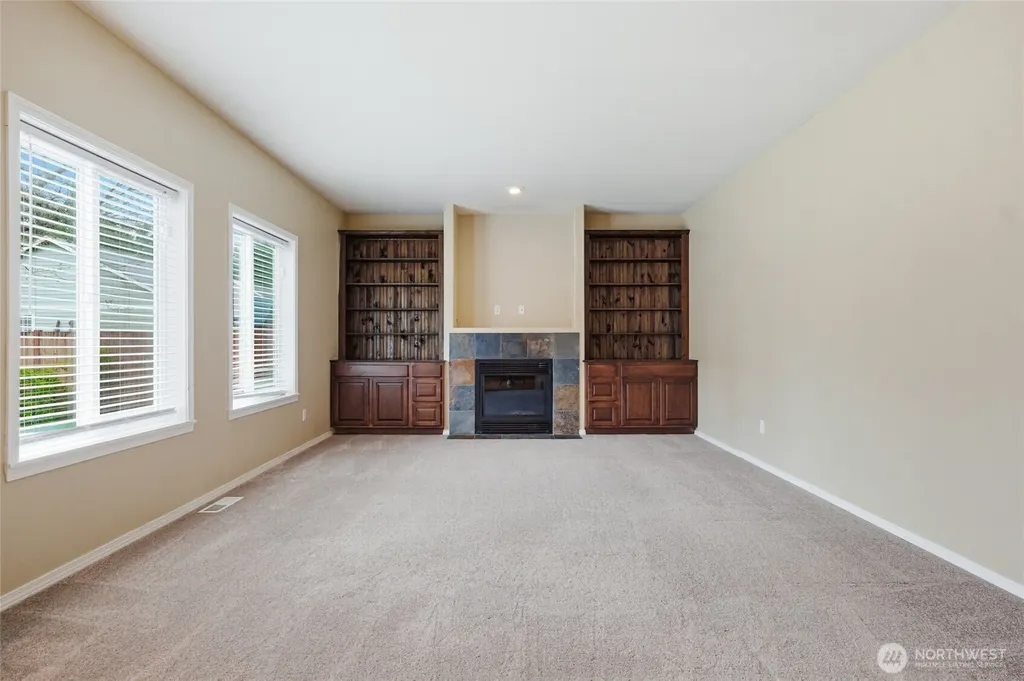 29115 69th Avenue S Roy WA 98580