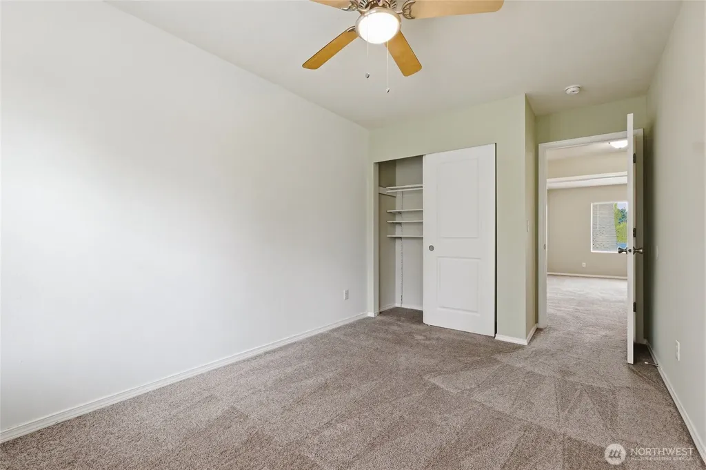 29115 69th Avenue S Roy WA 98580