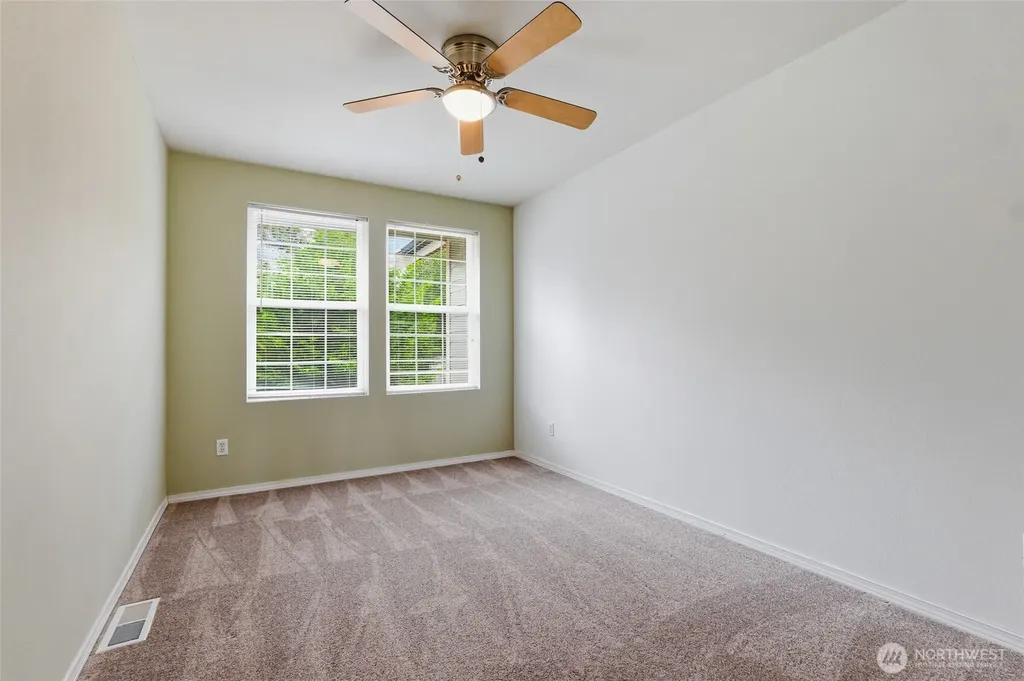 29115 69th Avenue S Roy WA 98580