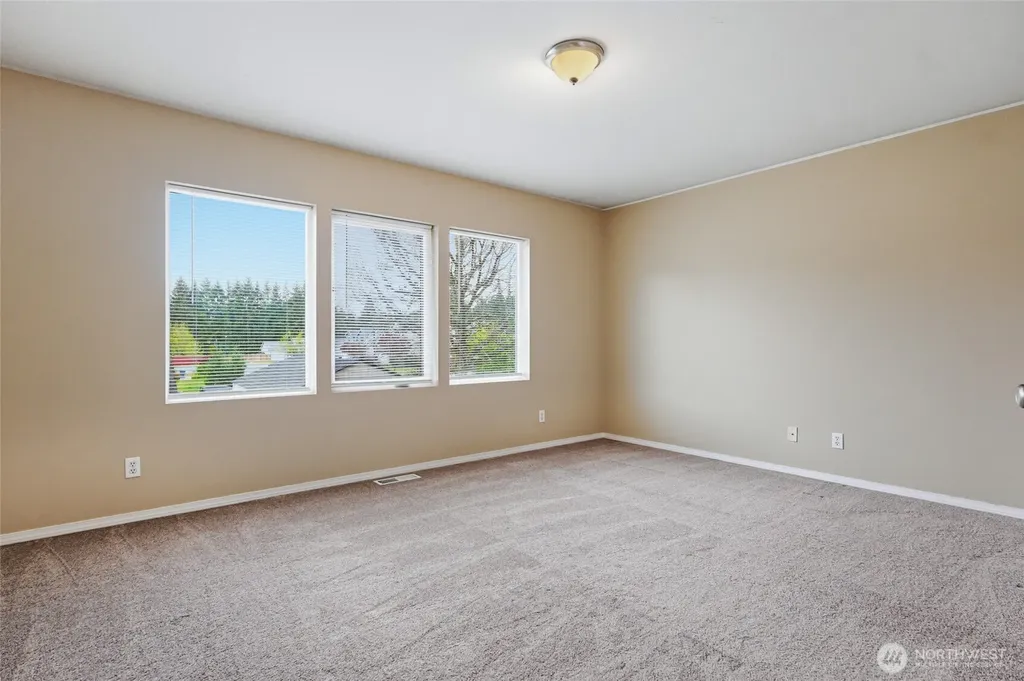 29115 69th Avenue S Roy WA 98580
