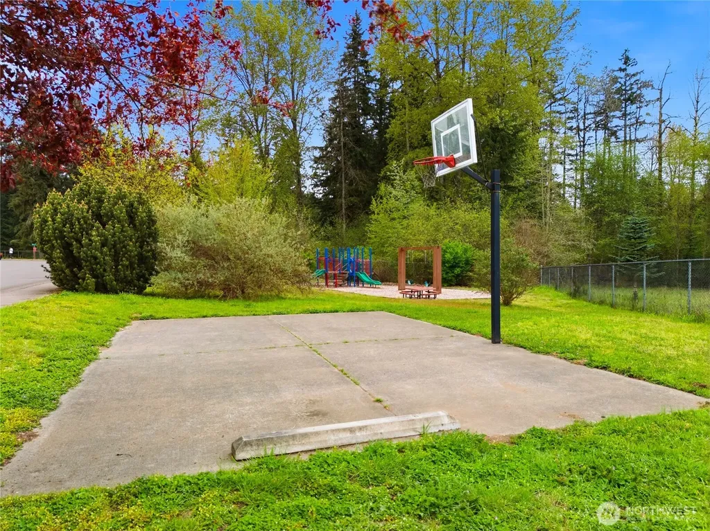 29115 69th Avenue S Roy WA 98580