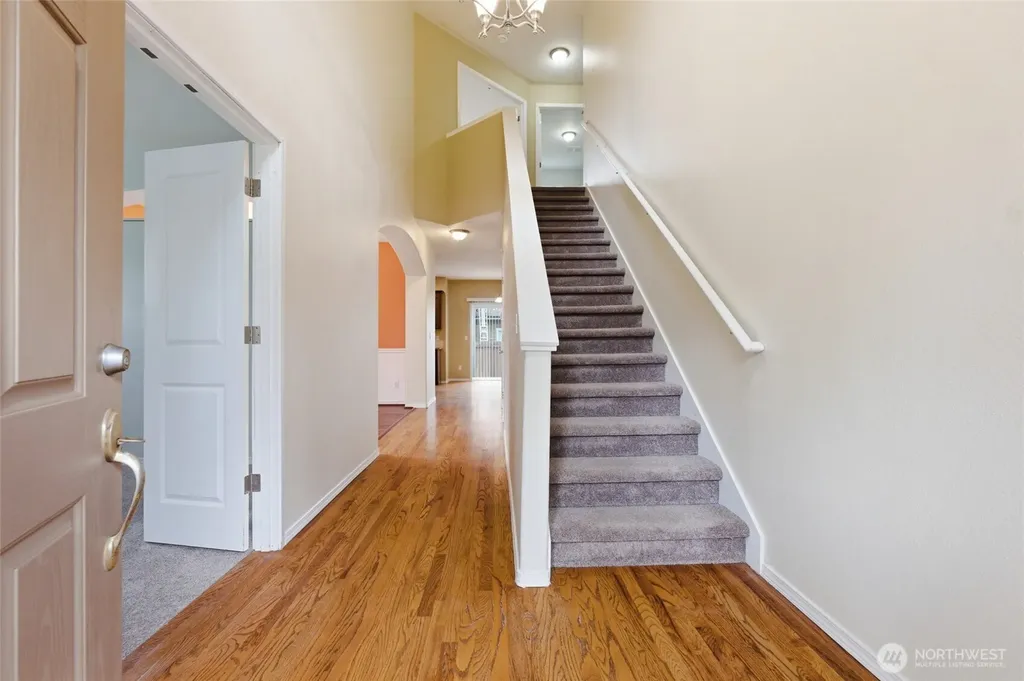 29115 69th Avenue S Roy WA 98580