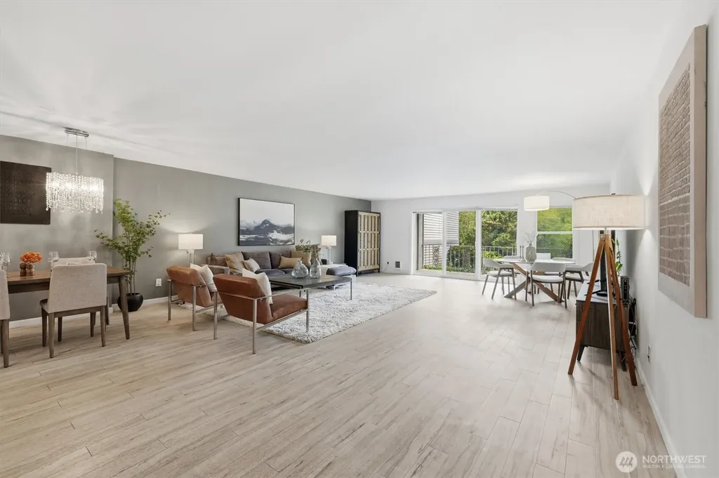 13259 15th Avenue NE Seattle WA 98125