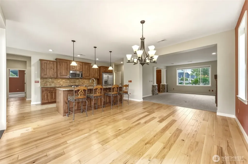 1114 SE Creekside Drive College Place WA 99324