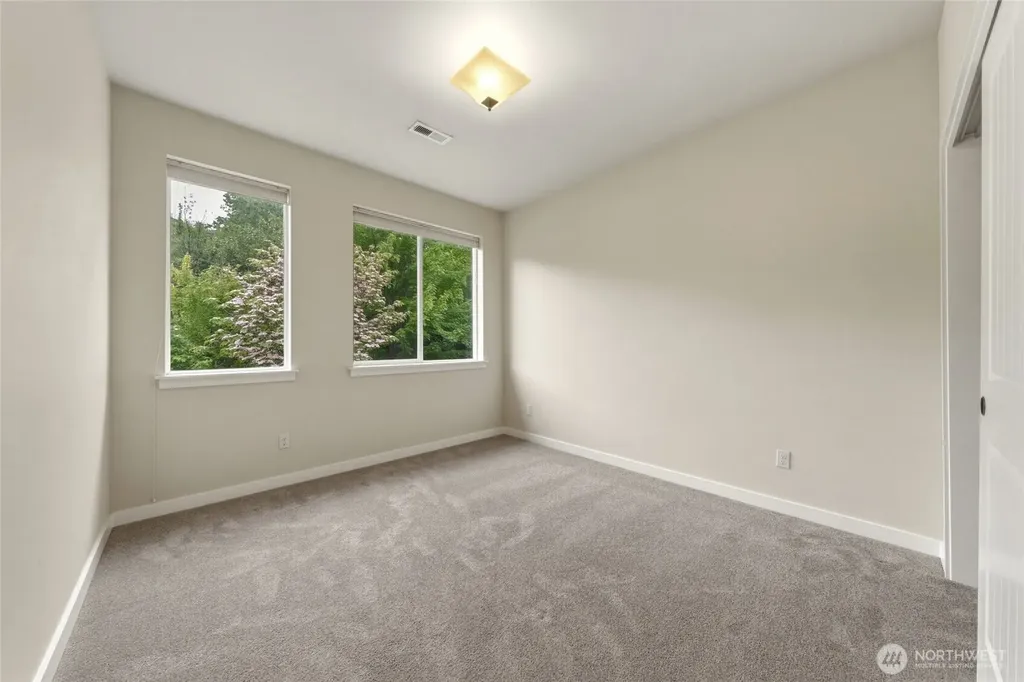 1114 SE Creekside Drive College Place WA 99324