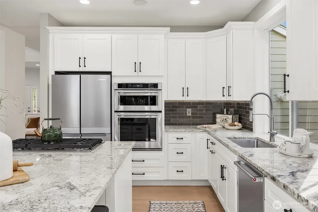 1032 272nd Place SE Sammamish WA 98075