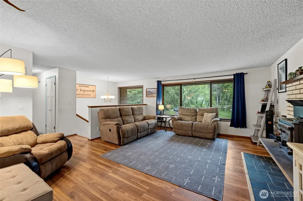 740 Nature Lane Coupeville WA 98239