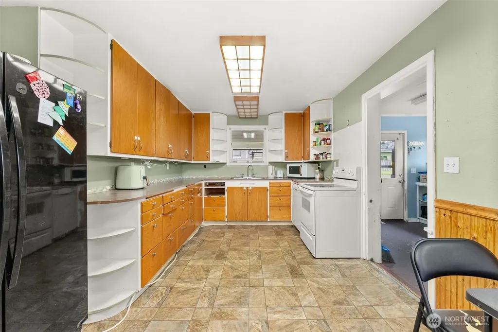4212 Jackson Highway Chehalis WA 98532