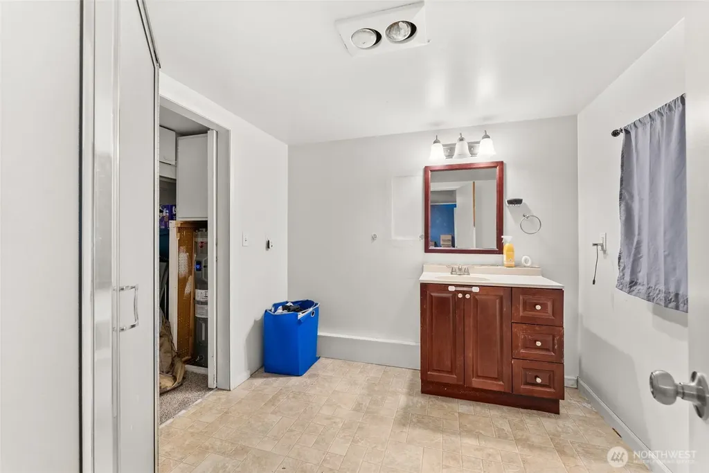 4212 Jackson Highway Chehalis WA 98532