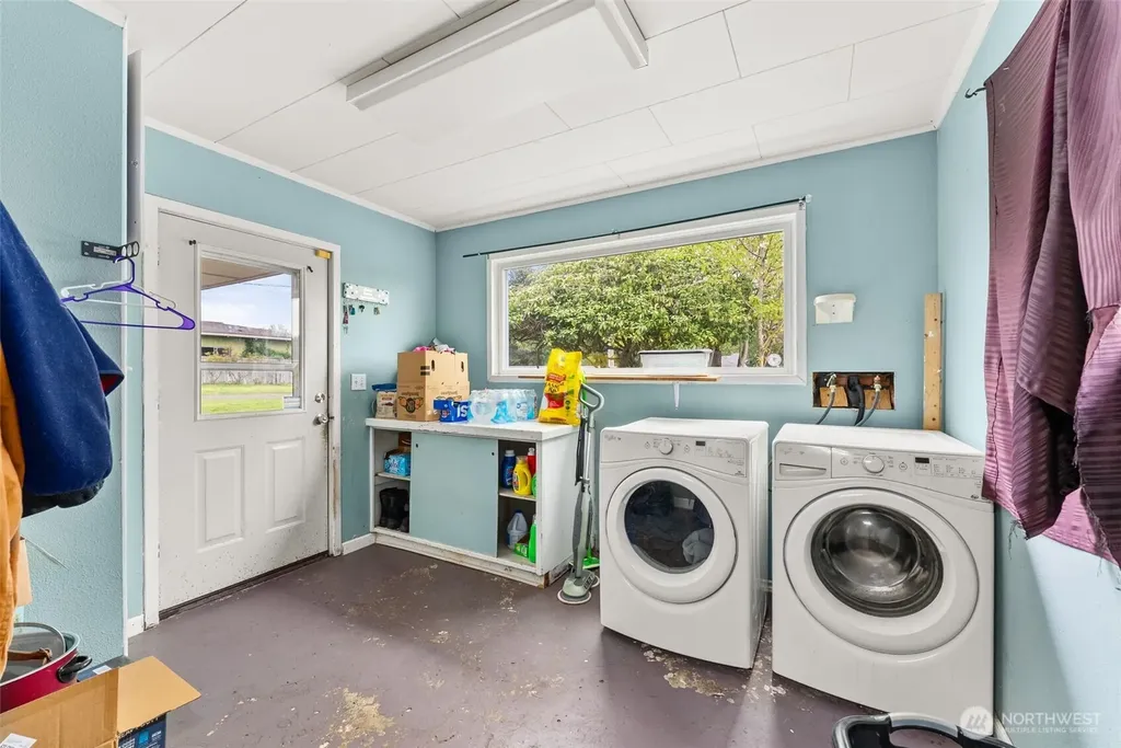 4212 Jackson Highway Chehalis WA 98532