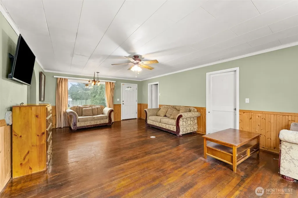 4212 Jackson Highway Chehalis WA 98532