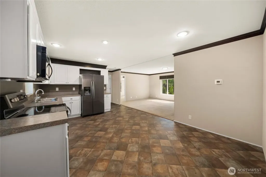19026 2nd Street E Lake Tapps WA 98391