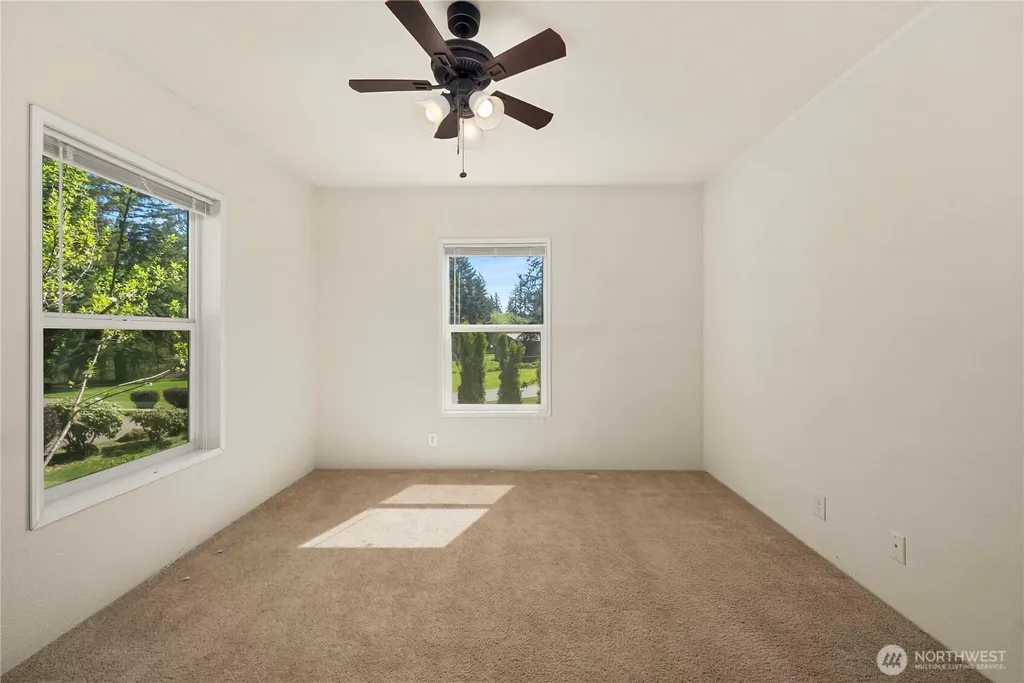 19026 2nd Street E Lake Tapps WA 98391