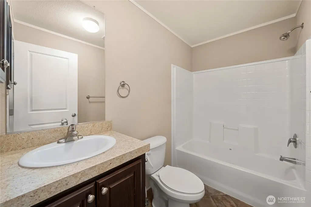 19026 2nd Street E Lake Tapps WA 98391