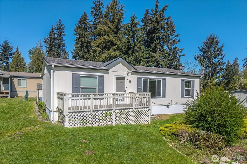 19026 2nd Street E Lake Tapps WA 98391