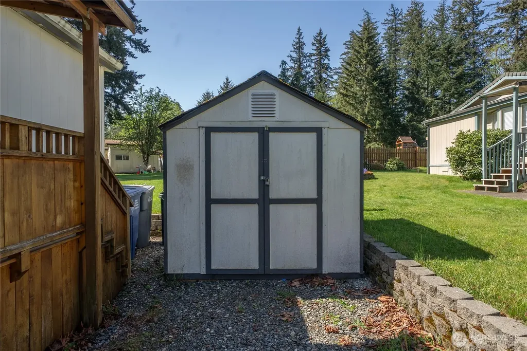 19026 2nd Street E Lake Tapps WA 98391