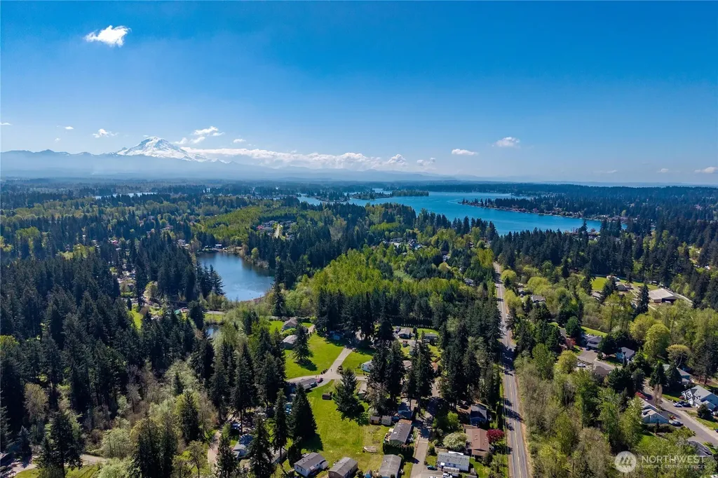 19026 2nd Street E Lake Tapps WA 98391