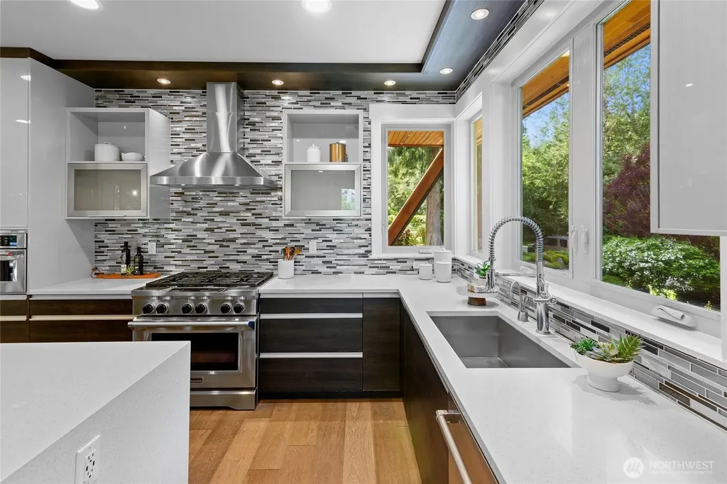 8587 Springridge Road NE Bainbridge Island WA 98110