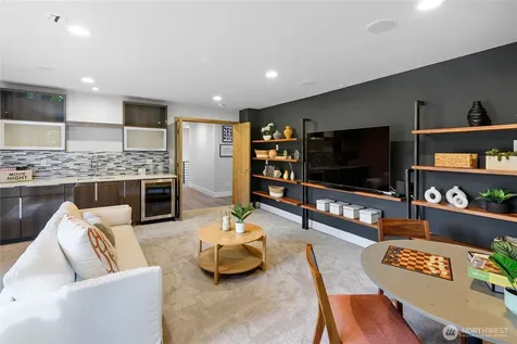 8587 Springridge Road NE Bainbridge Island WA 98110