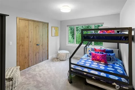 8587 Springridge Road NE Bainbridge Island WA 98110