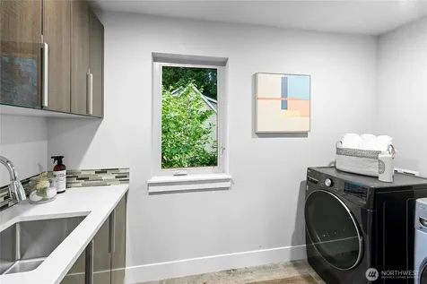 8587 Springridge Road NE Bainbridge Island WA 98110