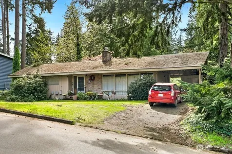 1605 153rd Avenue SE Bellevue WA 98007