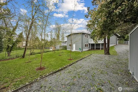 1300 SW 125th Place Seattle WA 98146