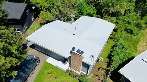 1300 SW 125th Place Seattle WA 98146