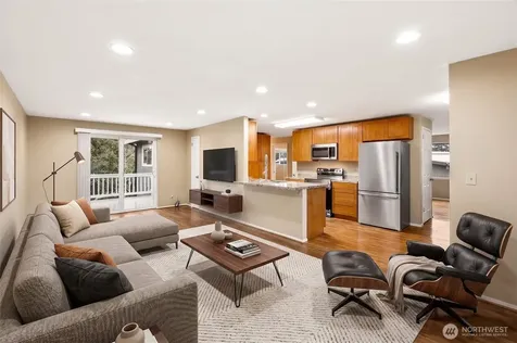 1300 SW 125th Place Seattle WA 98146