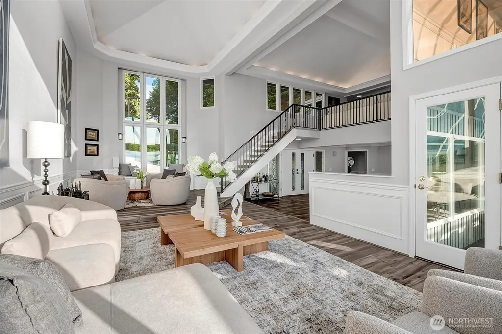 8001 Talbot Road Edmonds WA 98026