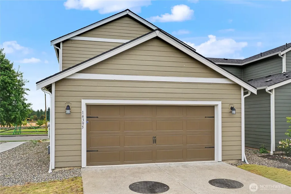 14395 Lockwood Lane SE Yelm WA 98597