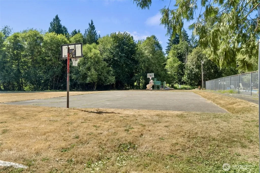7611 Sprucecrest Street SW Olympia WA 98512