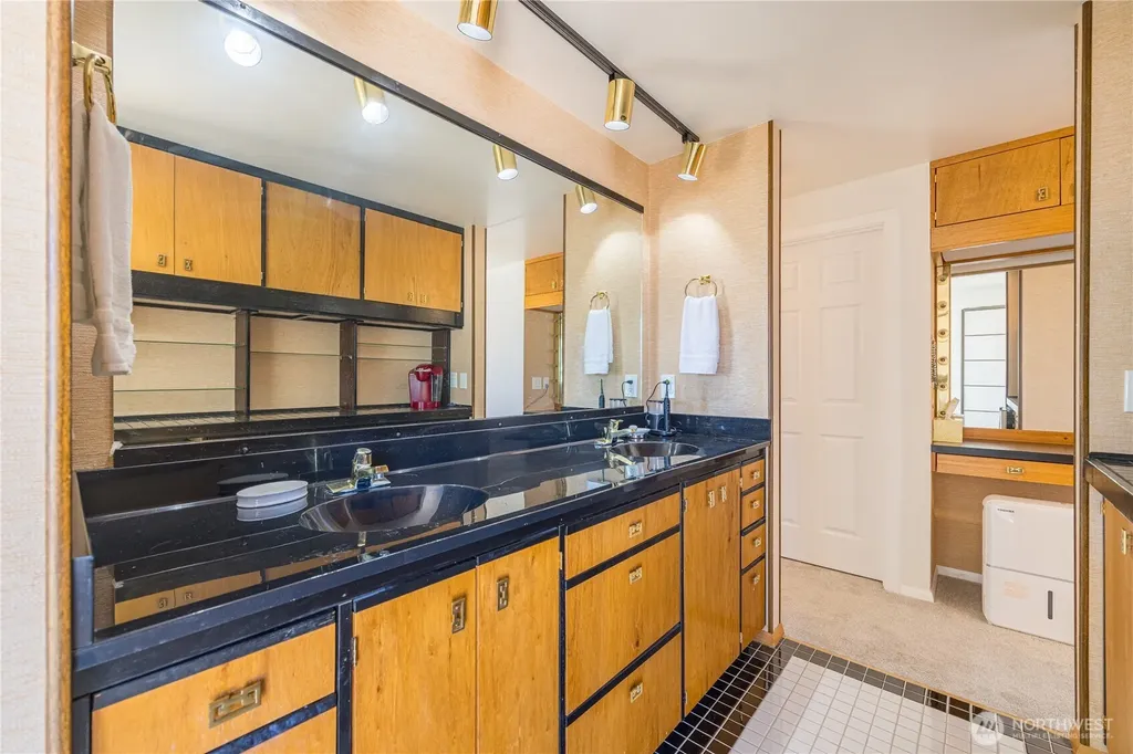 382 Discovery Way Sequim WA 98382