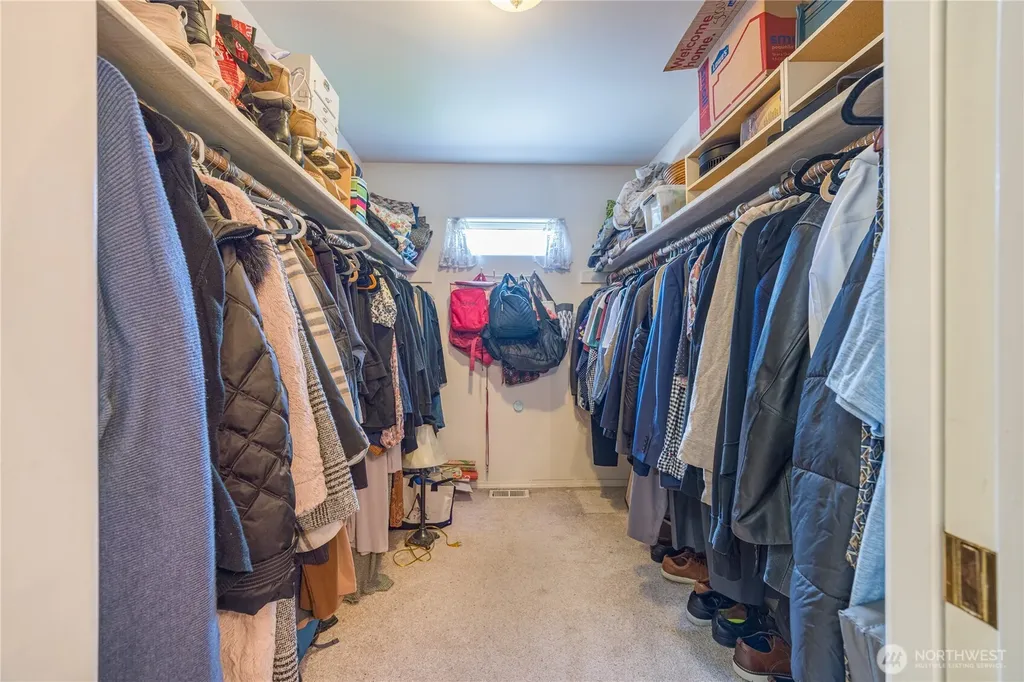 205 Sunset Place Sequim WA 98382