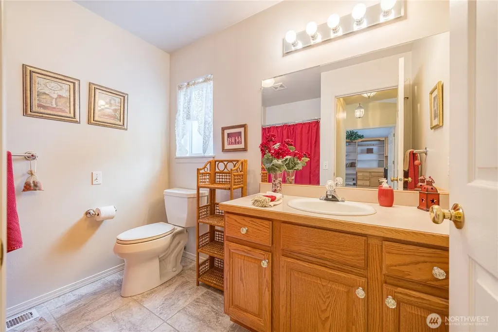 205 Sunset Place Sequim WA 98382