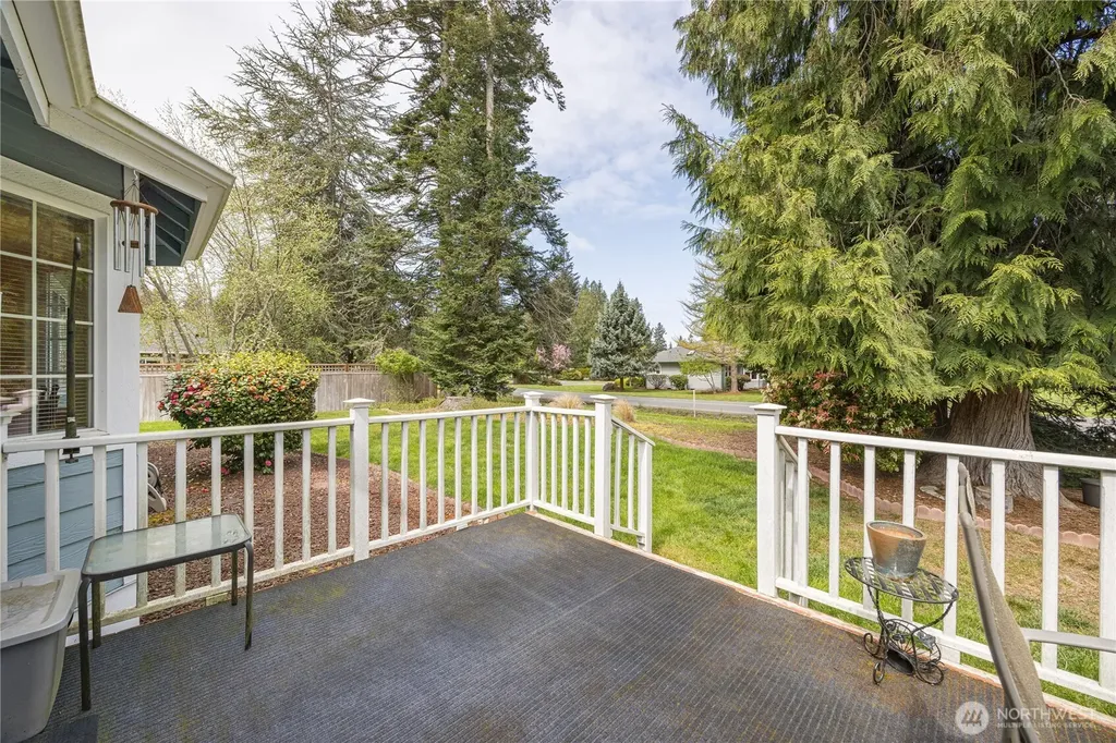 205 Sunset Place Sequim WA 98382