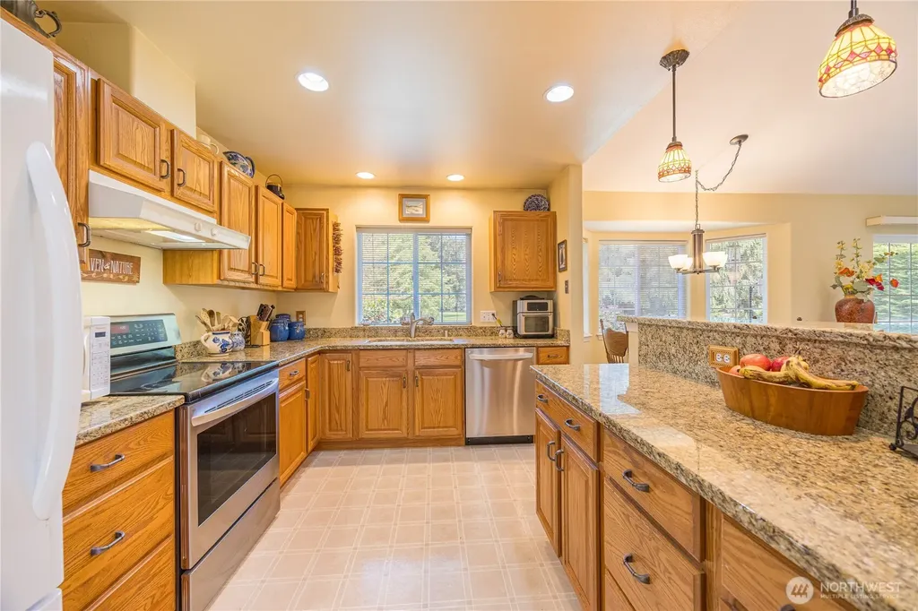 205 Sunset Place Sequim WA 98382
