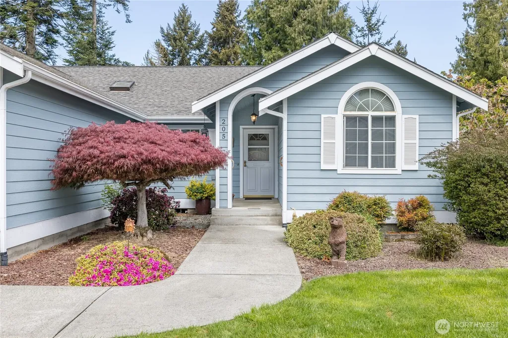 205 Sunset Place Sequim WA 98382
