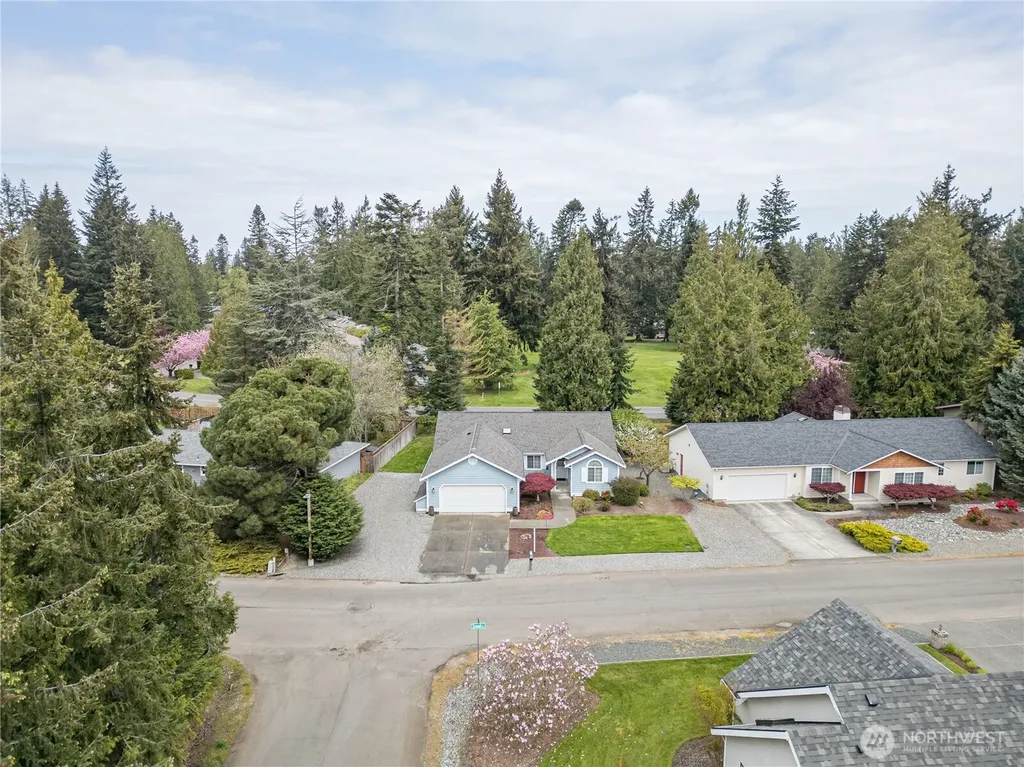205 Sunset Place Sequim WA 98382