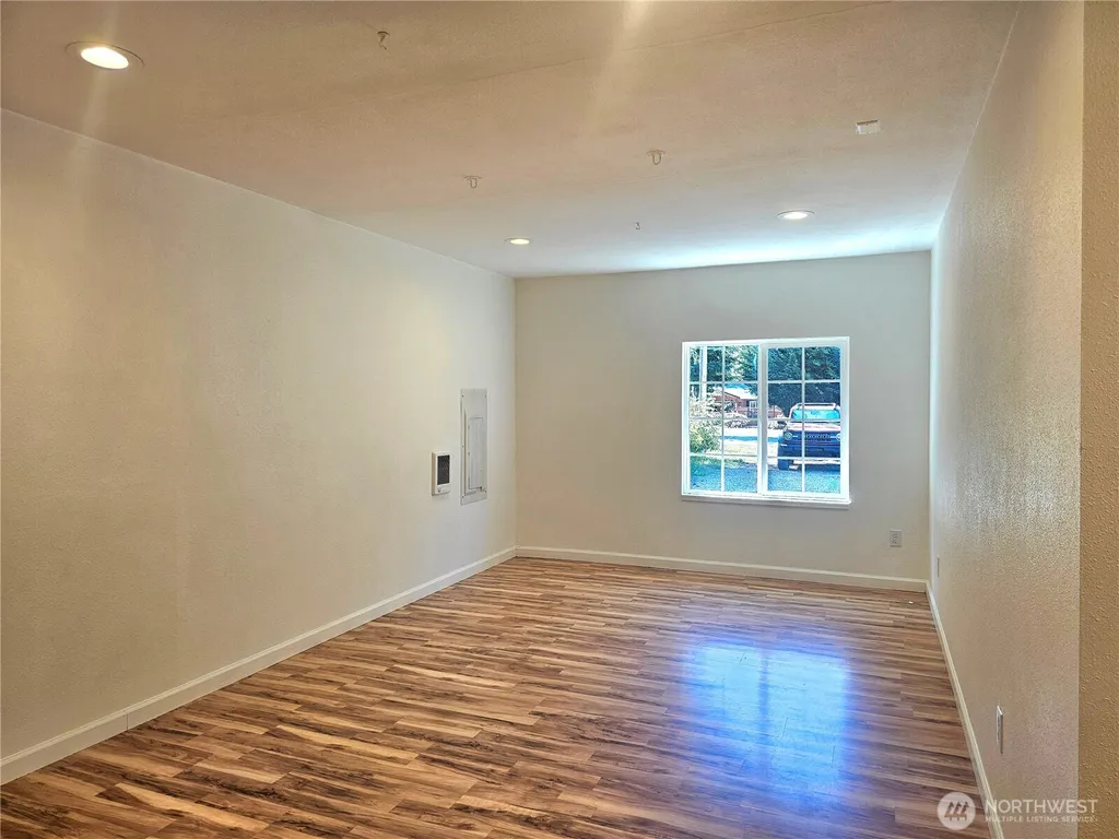 727 Tipsoo Loop S Rainier WA 98576