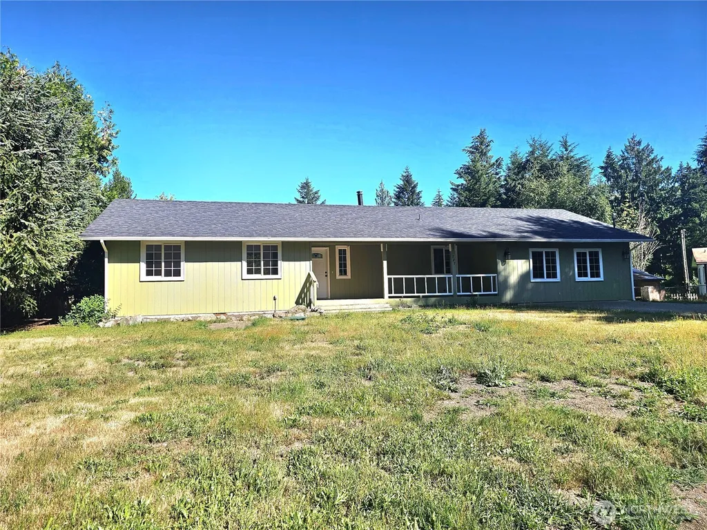 727 Tipsoo Loop S Rainier WA 98576