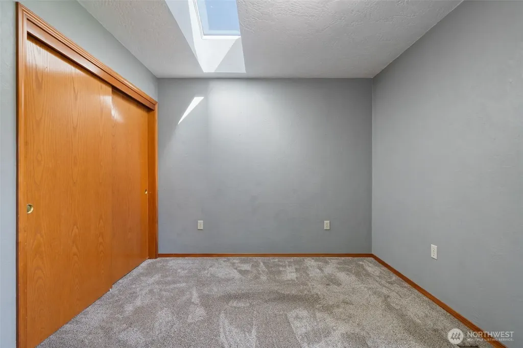 170 E Beaumont Drive Shelton WA 98584