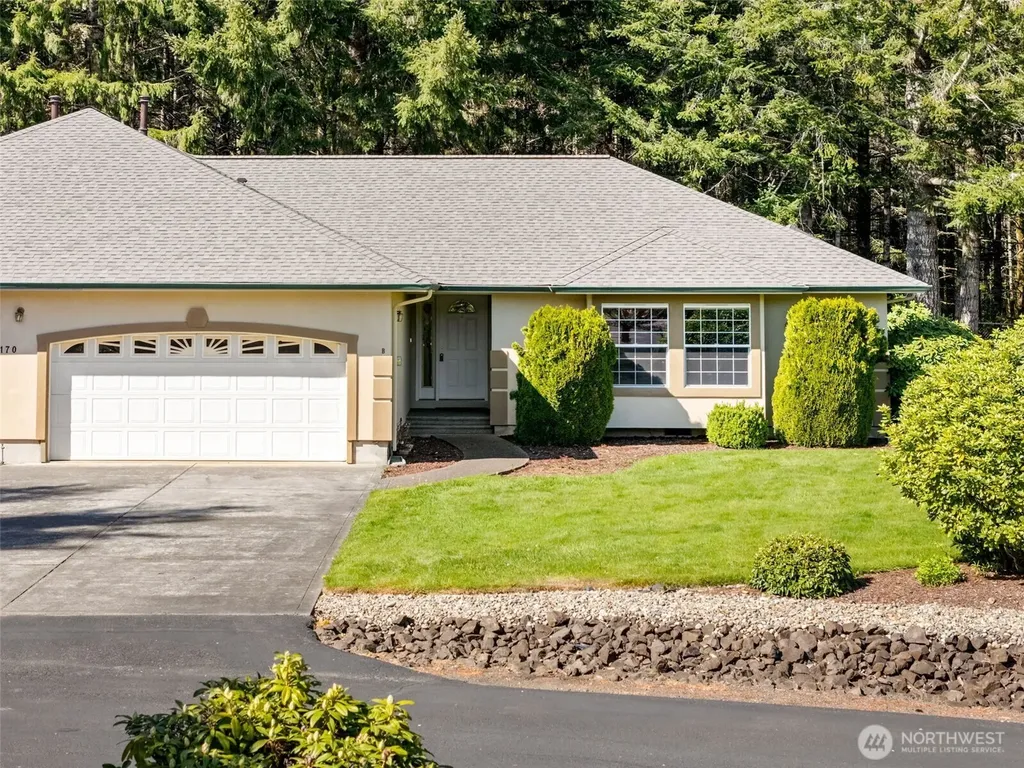 170 E Beaumont Drive Shelton WA 98584
