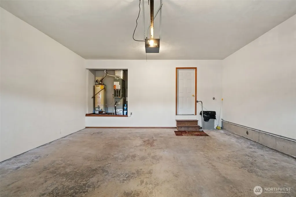 170 E Beaumont Drive Shelton WA 98584