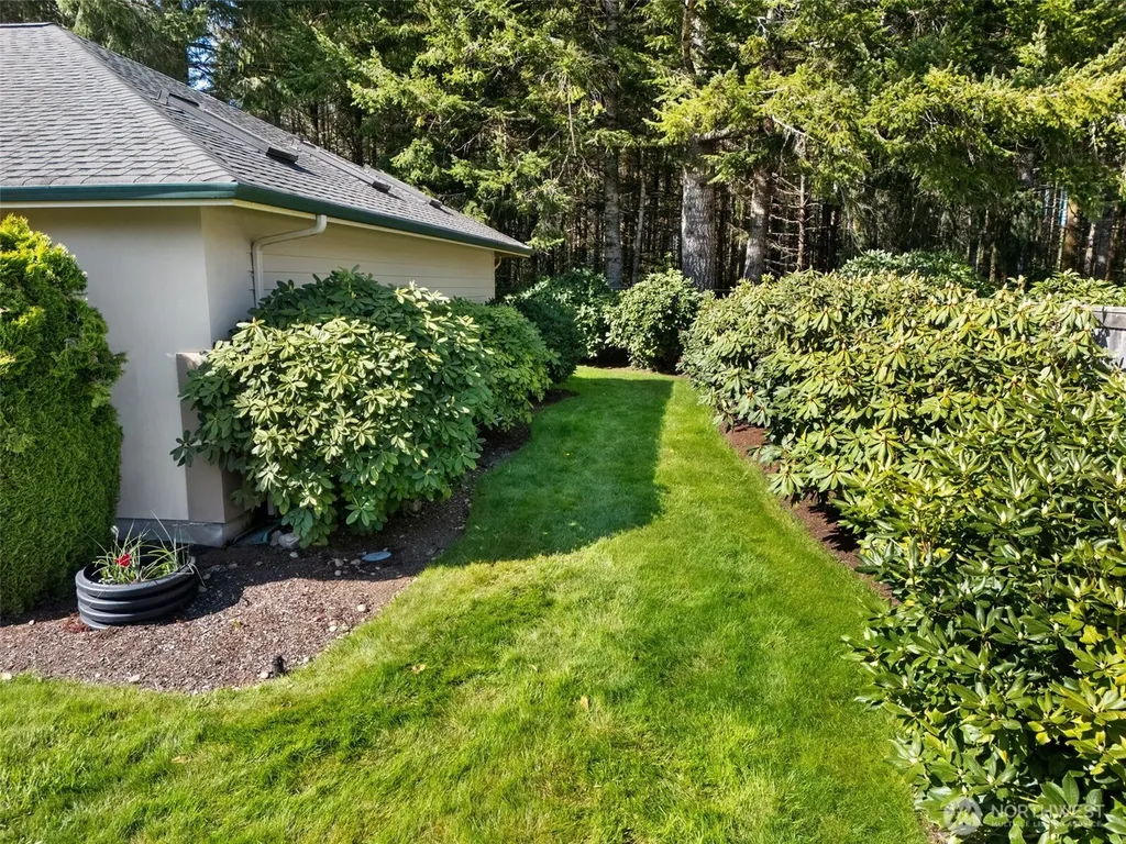 170 E Beaumont Drive Shelton WA 98584