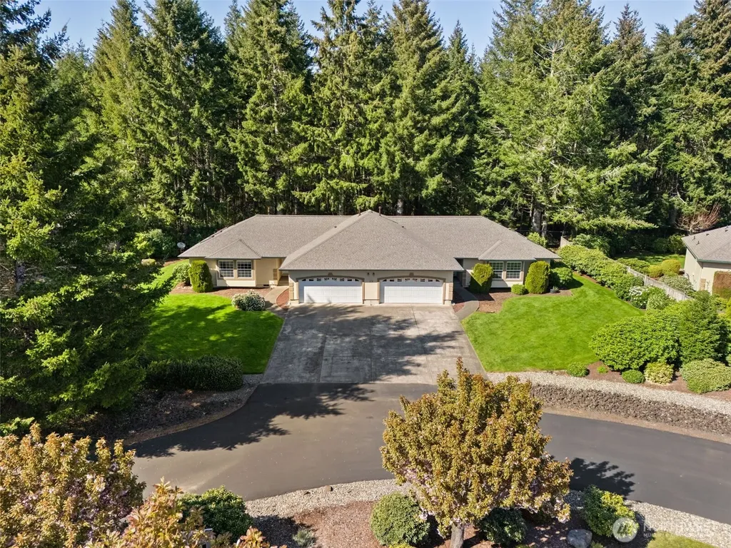 170 E Beaumont Drive Shelton WA 98584