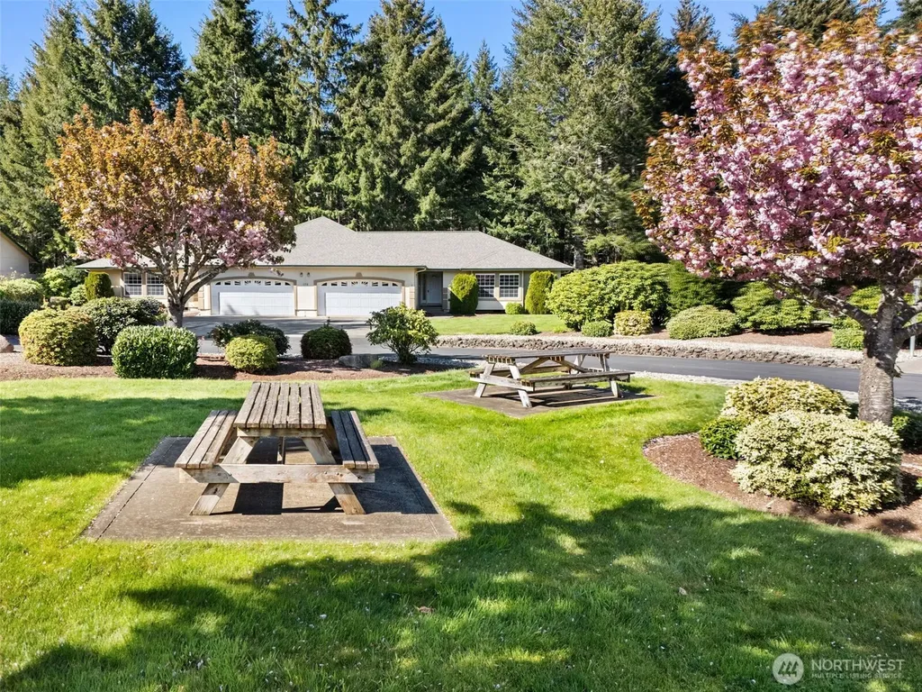 170 E Beaumont Drive Shelton WA 98584