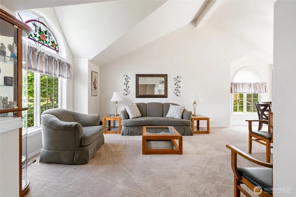 34 Lakewood Oaks Drive SW Lakewood WA 98499