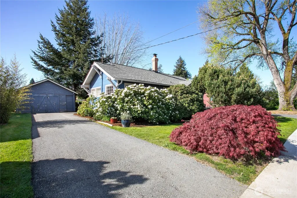1305 W Illinois Street Bellingham WA 98225